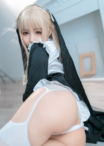 欧美视频自拍偷拍_在线完整观看