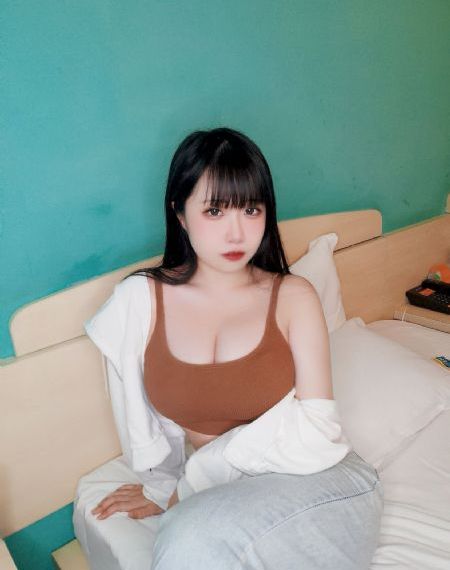日韩毛片在线看_免费在线观看