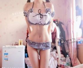 漂亮女生的烦恼_HD动漫在线观看